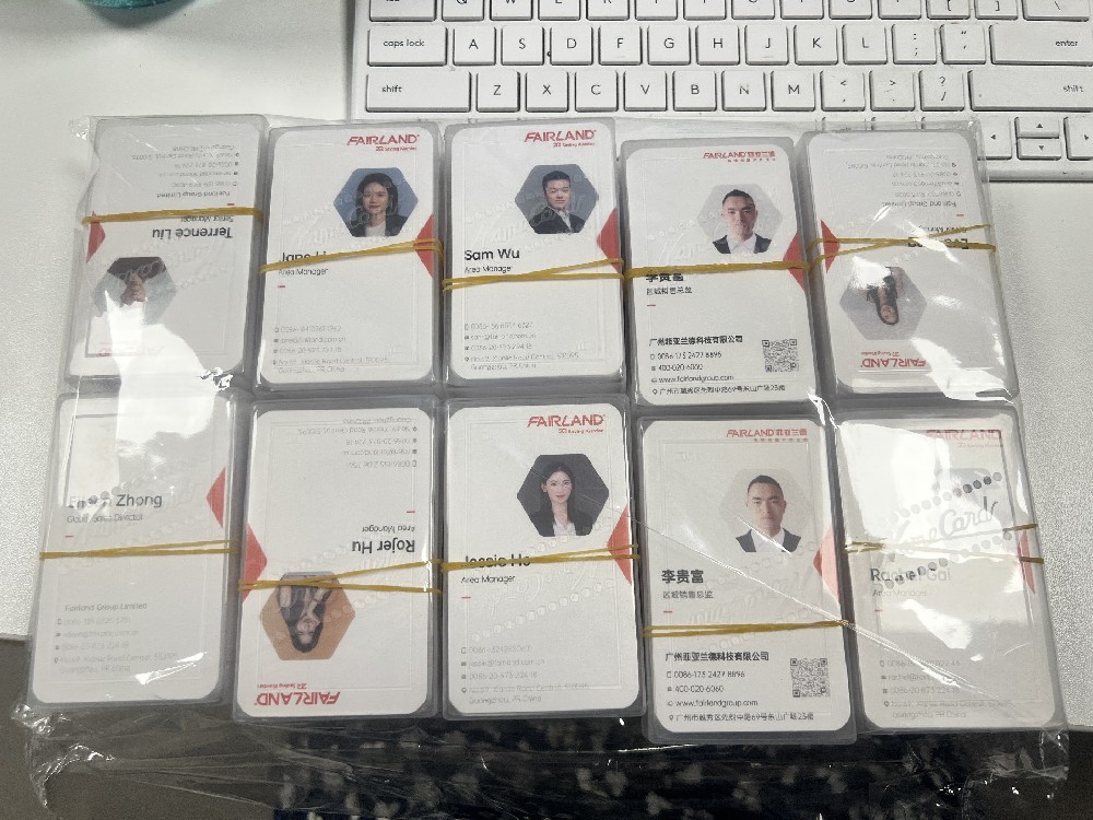 廣州名片印刷-打造獨(dú)特個性